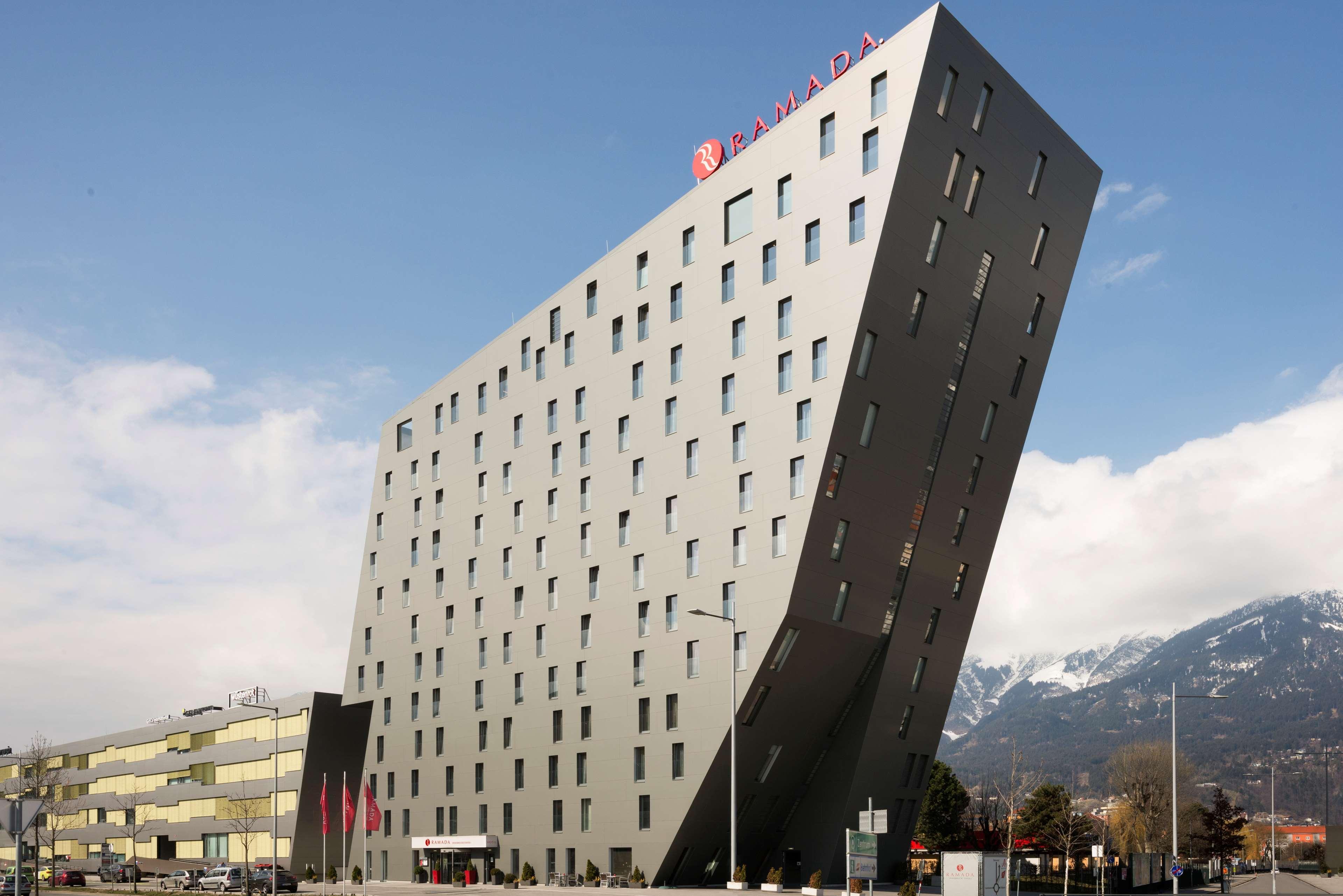 Hilton Garden Inn Innsbruck Tivoli Экстерьер фото