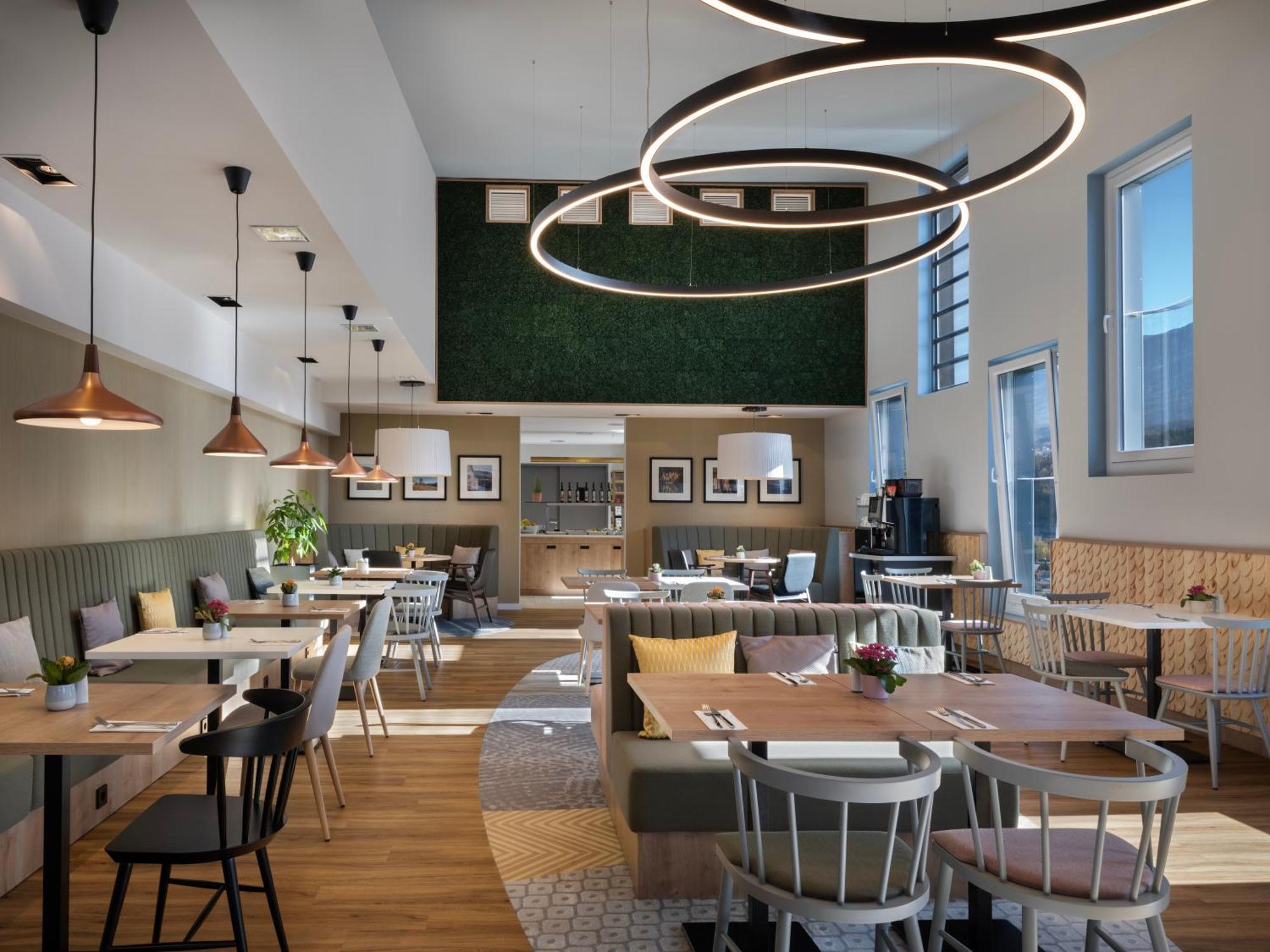 Hilton Garden Inn Innsbruck Tivoli Экстерьер фото