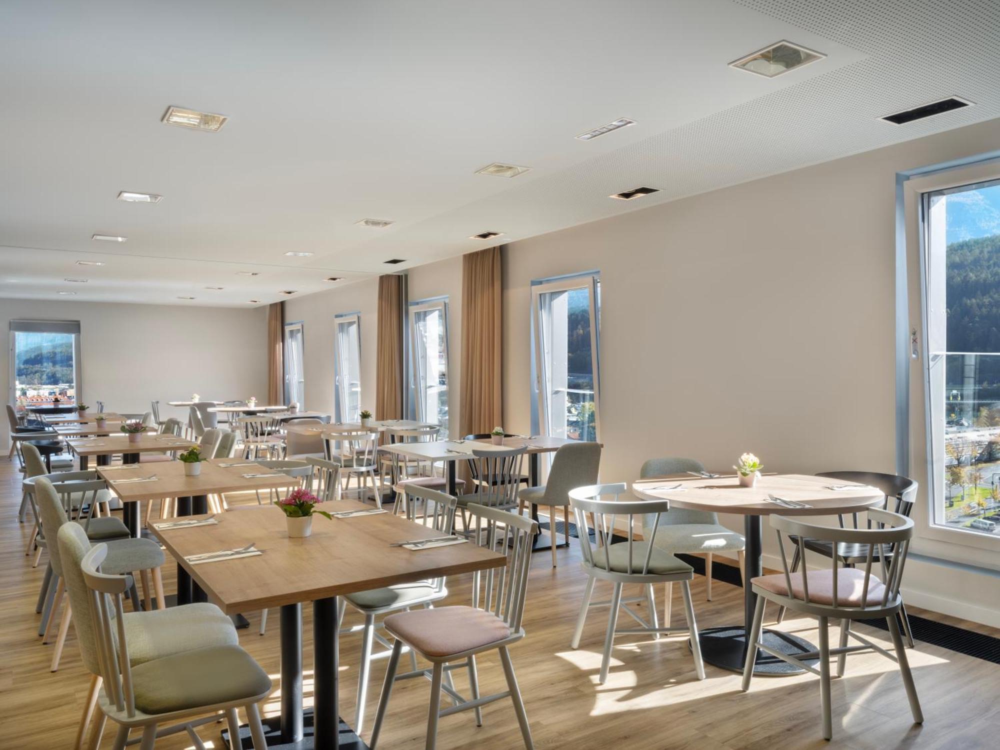 Hilton Garden Inn Innsbruck Tivoli Экстерьер фото