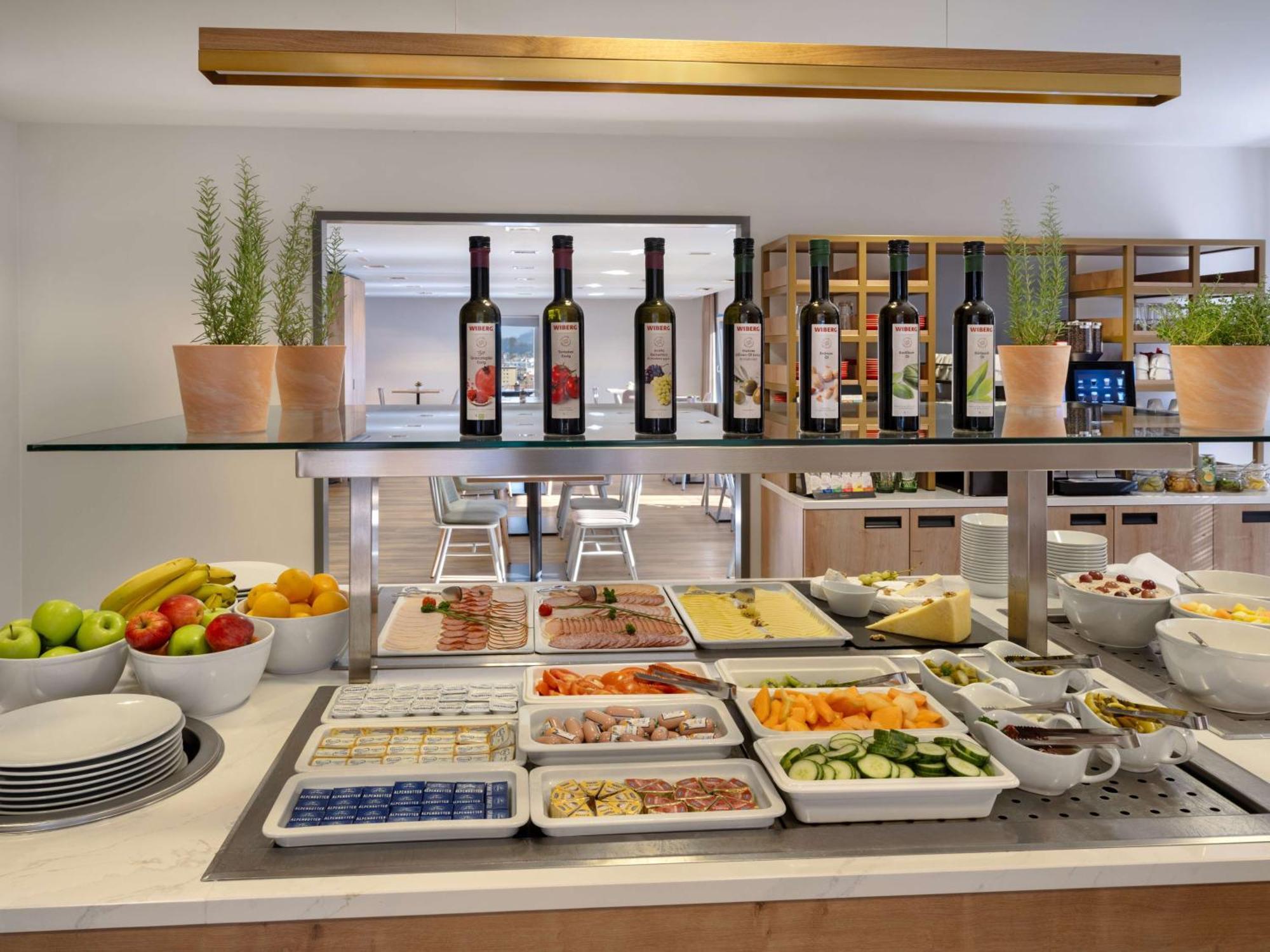 Hilton Garden Inn Innsbruck Tivoli Экстерьер фото
