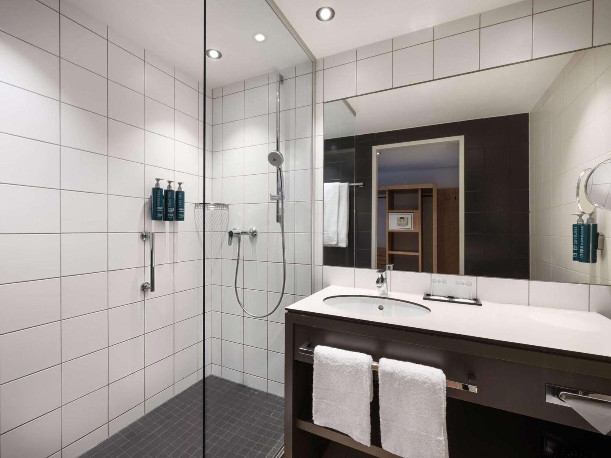 Hilton Garden Inn Innsbruck Tivoli Экстерьер фото