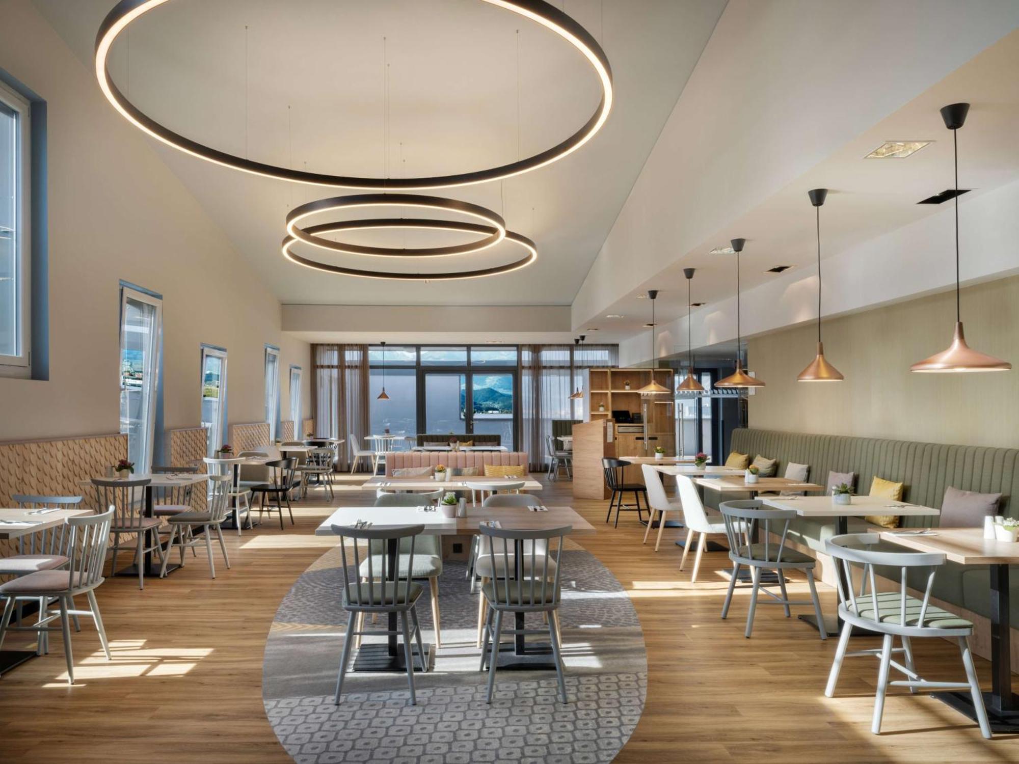Hilton Garden Inn Innsbruck Tivoli Экстерьер фото